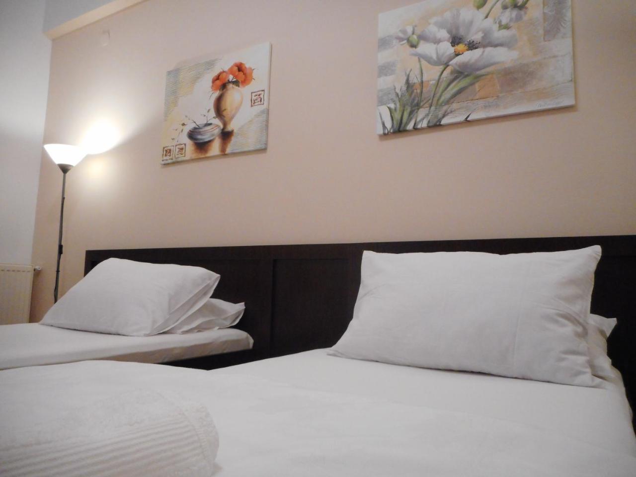Hotel Holiday Victoria Виктория Экстерьер фото