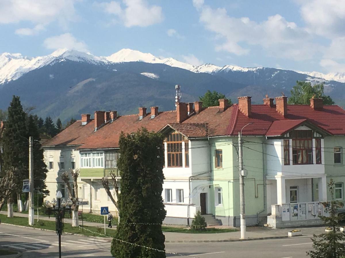 Hotel Holiday Victoria Виктория Экстерьер фото
